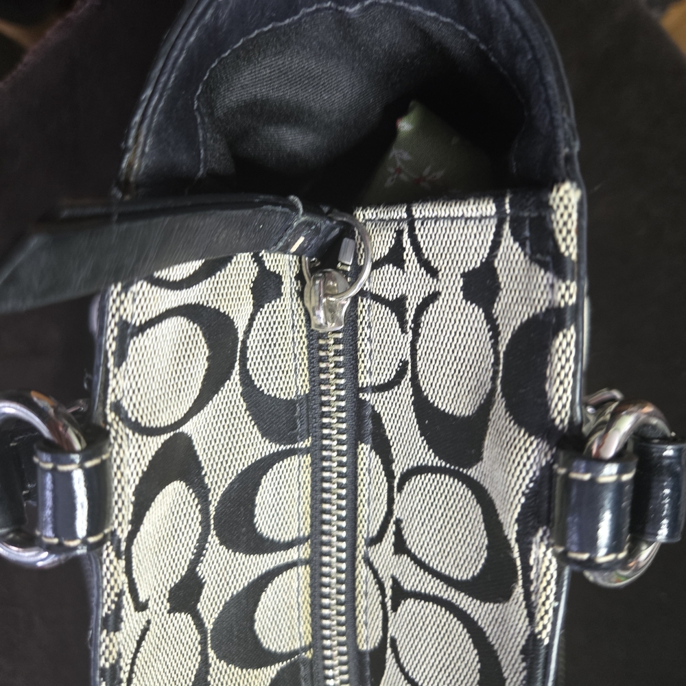 Authentic COACH Signature Pleated Gallery Tote - Black/Grey (F14281) - Picture 8 of 15